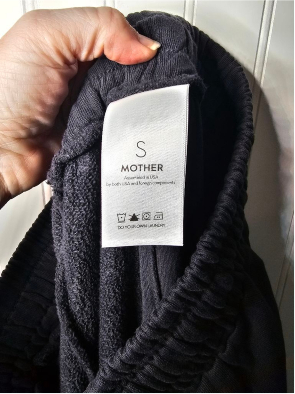 MOTHER Denim Knock Out Ankle Pant Jogger Faded Black Blue String Small NWT - Picture 10 of 12